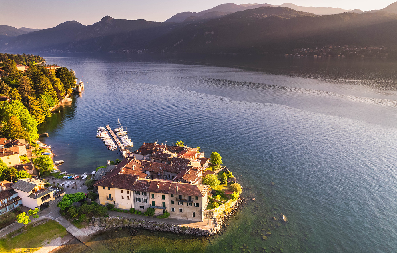 Λιέρνα: Η χαμηλών τόνων πλευρά της λίμνης Κόμο