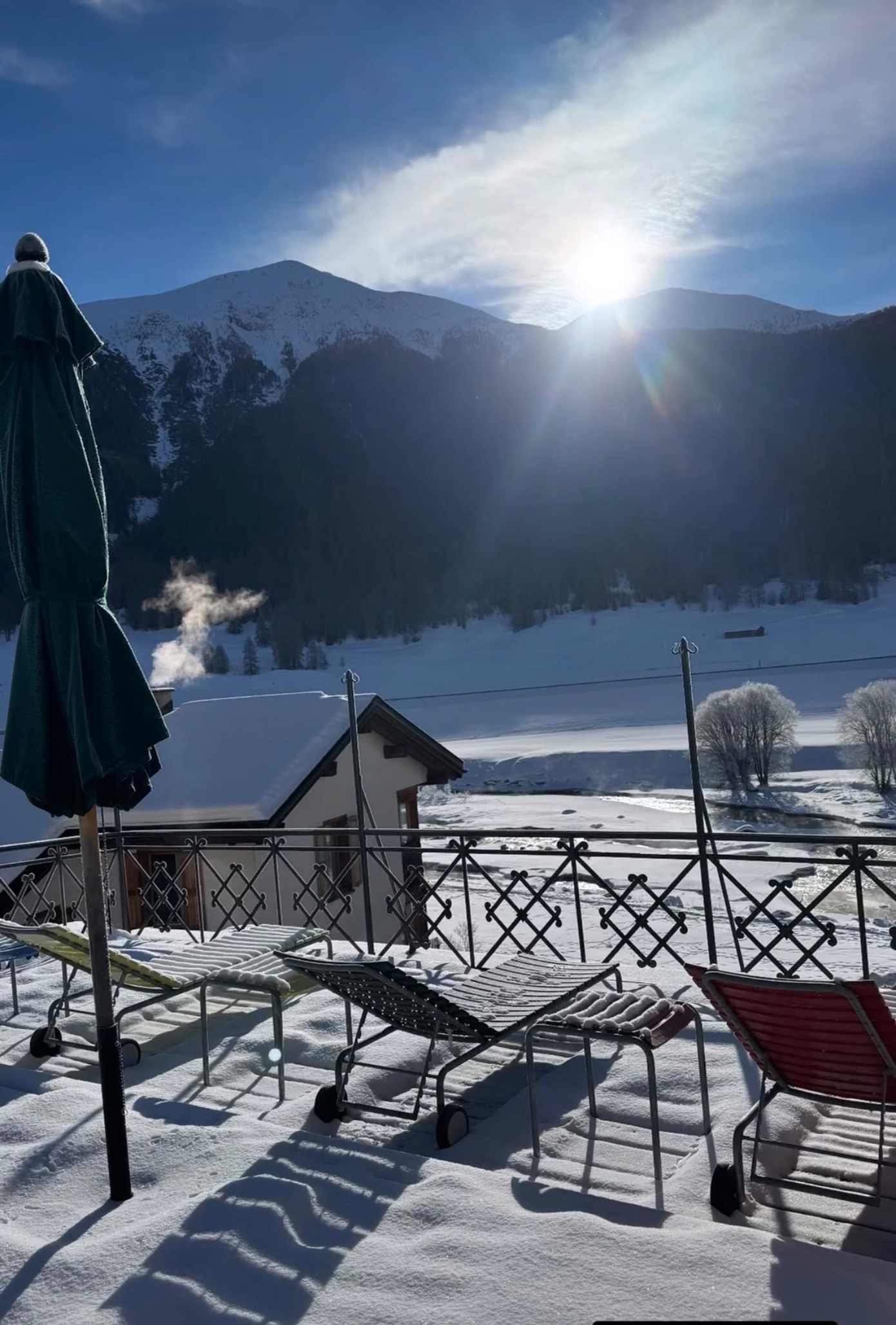 Με «ξεναγό» την Ευγενία Νιάρχου στην παραδοσιακή αρχιτεκτονική των χωριών της κοιλάδας του Engadin στην Ελβετία