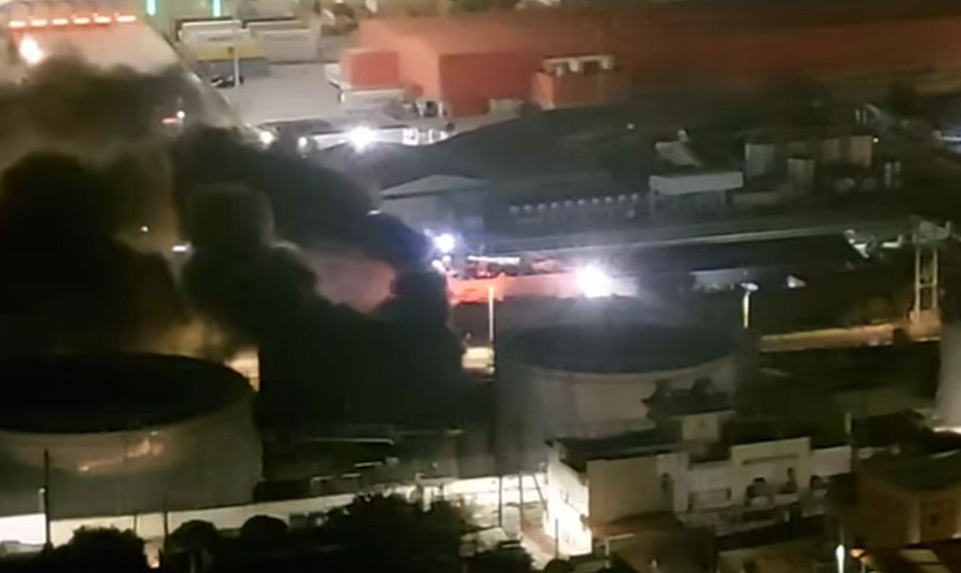 Φωτιά τώρα στα Καζάνια στο Πέραμα &#8211; Συναγερμός στην Πυροσβεστική