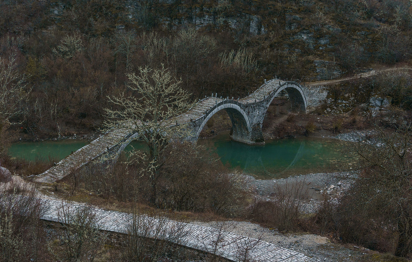 Γεφύρι Καλογερικό: Η πέτρινη «κάμπια» του Ζαγορίου που ξεχωρίζει