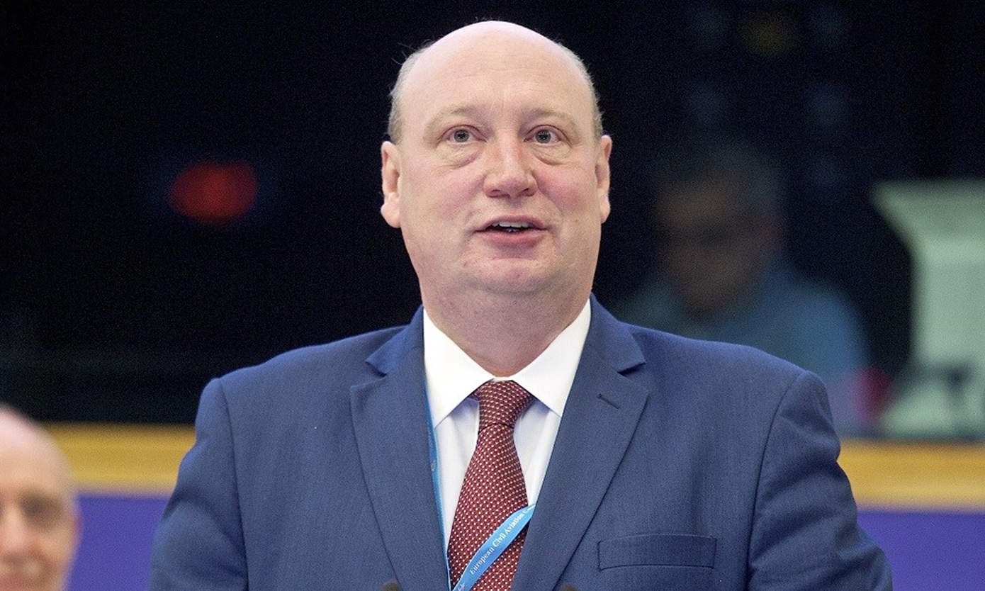 Απολύθηκε κορυφαίος αξιωματούχος της ΕΕ που έπαιρνε «δώρα» από Κατάρ