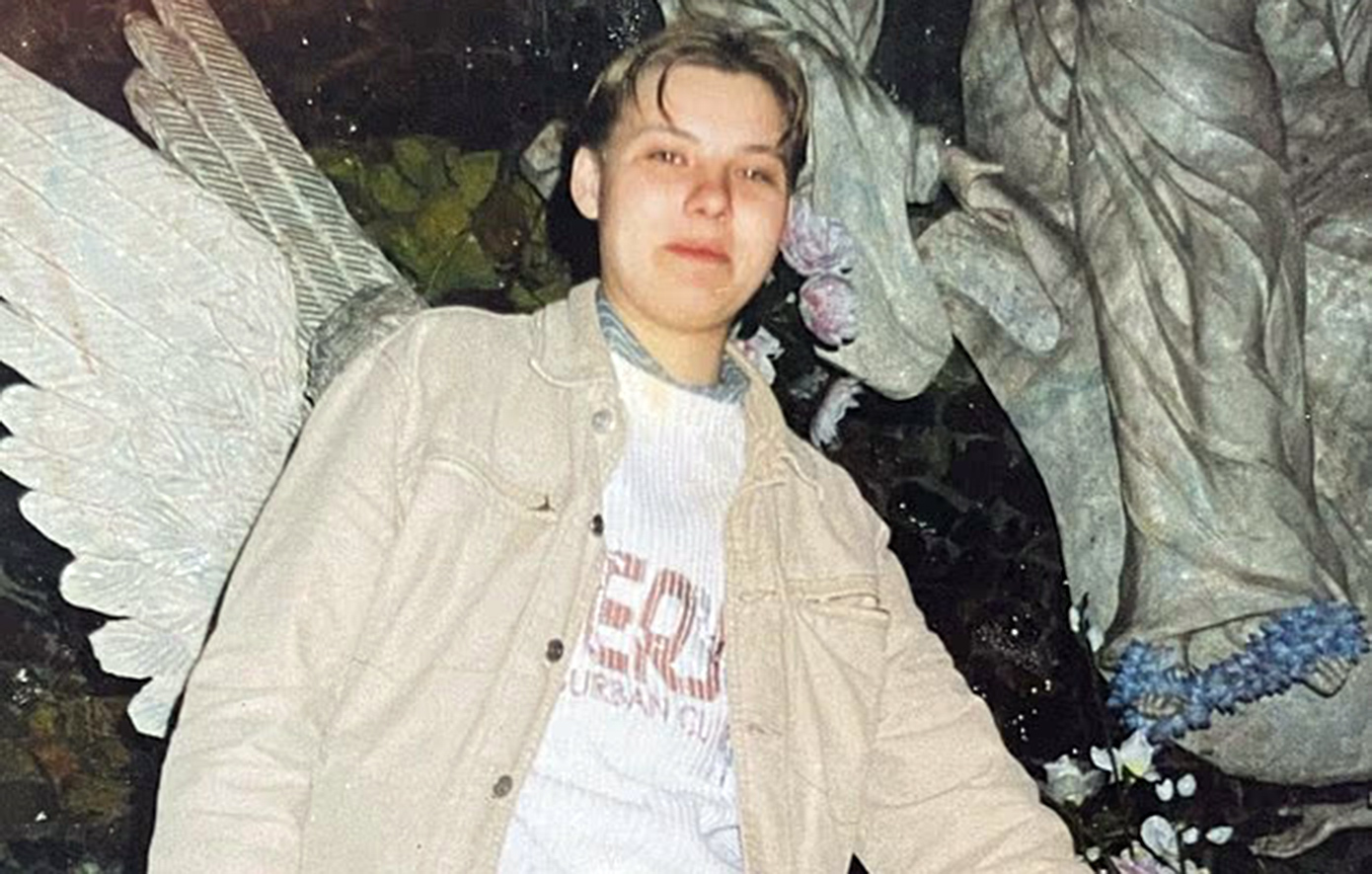 Δολοφόνησε τη σύντροφό της, την έκοψε στη μέση και έθαψε το διαμελισμένο σώμα της στον κήπο &#8211; Πώς αποκαλύφθηκε το έγκλημα