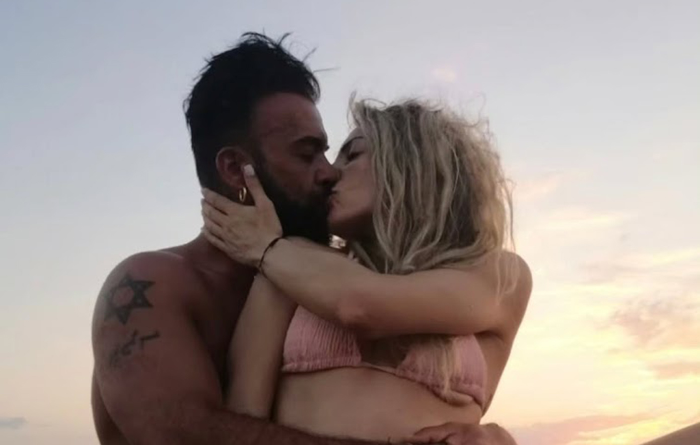 Περικλής Κονδυλάτος: Οι φωτογραφίες με τη γυναίκα που είναι δίπλα του εδώ και 4 χρόνια