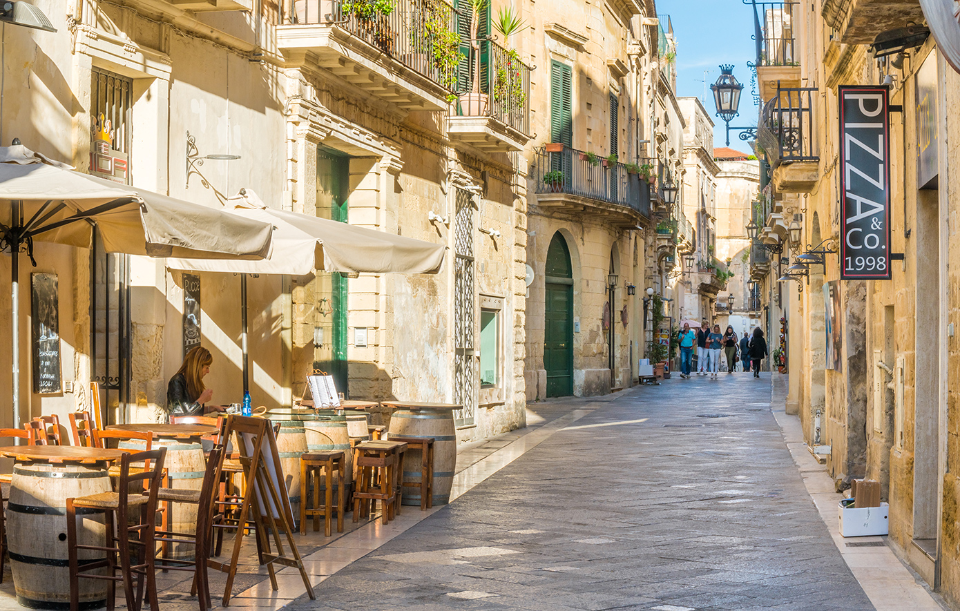 Λέτσε, Ιταλία