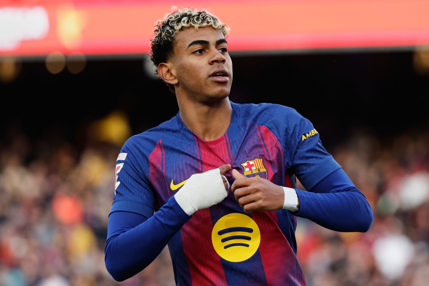 Λαμίν Γιαμάλ: Βραβείο Μαραντόνα και συλλεκτικό ρολόι Bugatti Tourbillon