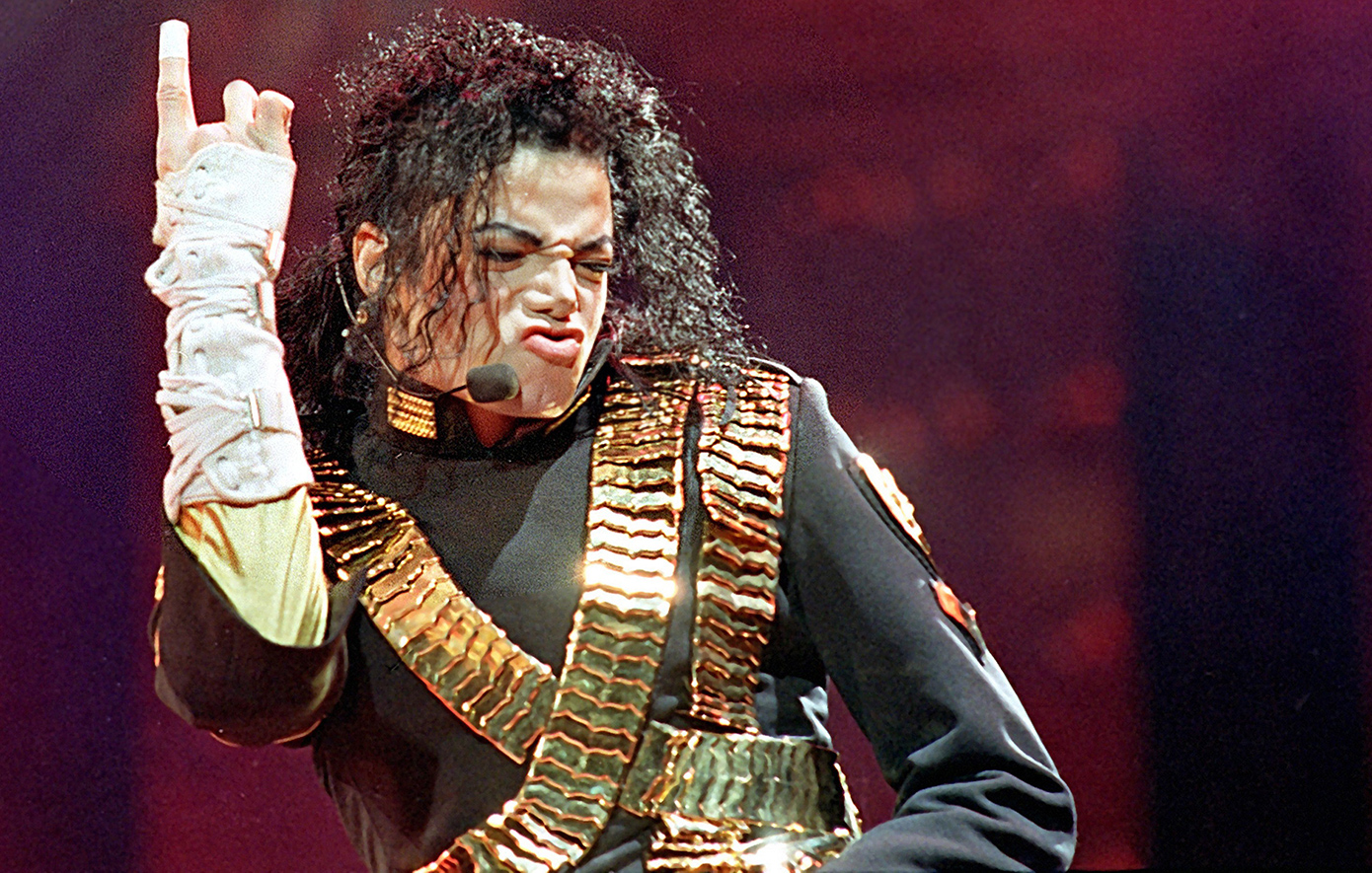 Bασιλιάς του&#8230; πόνου: Ο παρανοϊκός Μάικλ Τζάκσον και οι κρυφοί του φόβοι &#8211; Τηλεφωνούσε στις 2 τα ξημερώματα, βασανισμένος από αϋπνία
