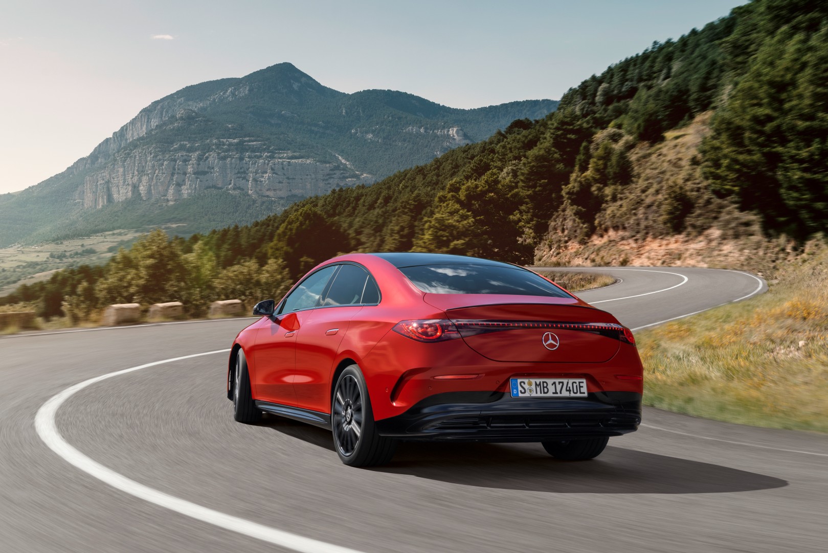 Mercedes-Benz CLA: Αυτό είναι το «Αυτοκίνητο της Χρονιάς 2026»