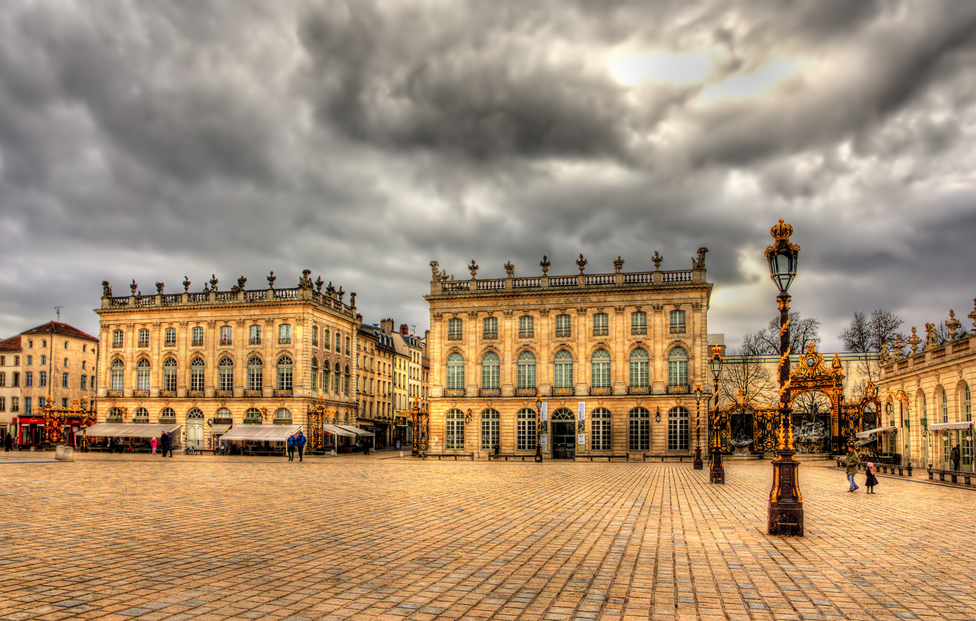 Το «αουτσάιντερ» της Γαλλίας που γέννησε το γαλλικό Art Nouveau, αλλά και τον μπαμπά με ρούμι