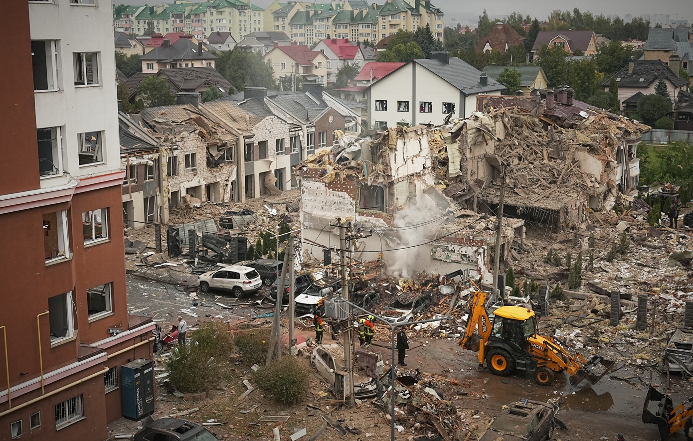 Γιγαντιαίο σχέδιο 800 δισ. δολαρίων για την ανοικοδόμηση της Ουκρανίας – Ποιος θα πληρώσει τον λογαριασμό;