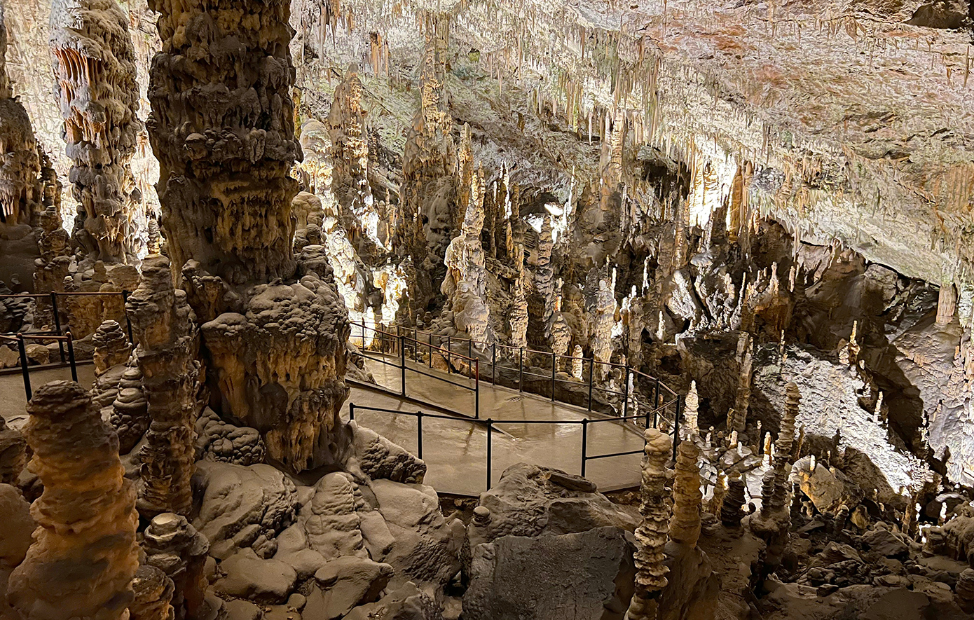 Σπήλαιο Ποστόινα Σλοβενία