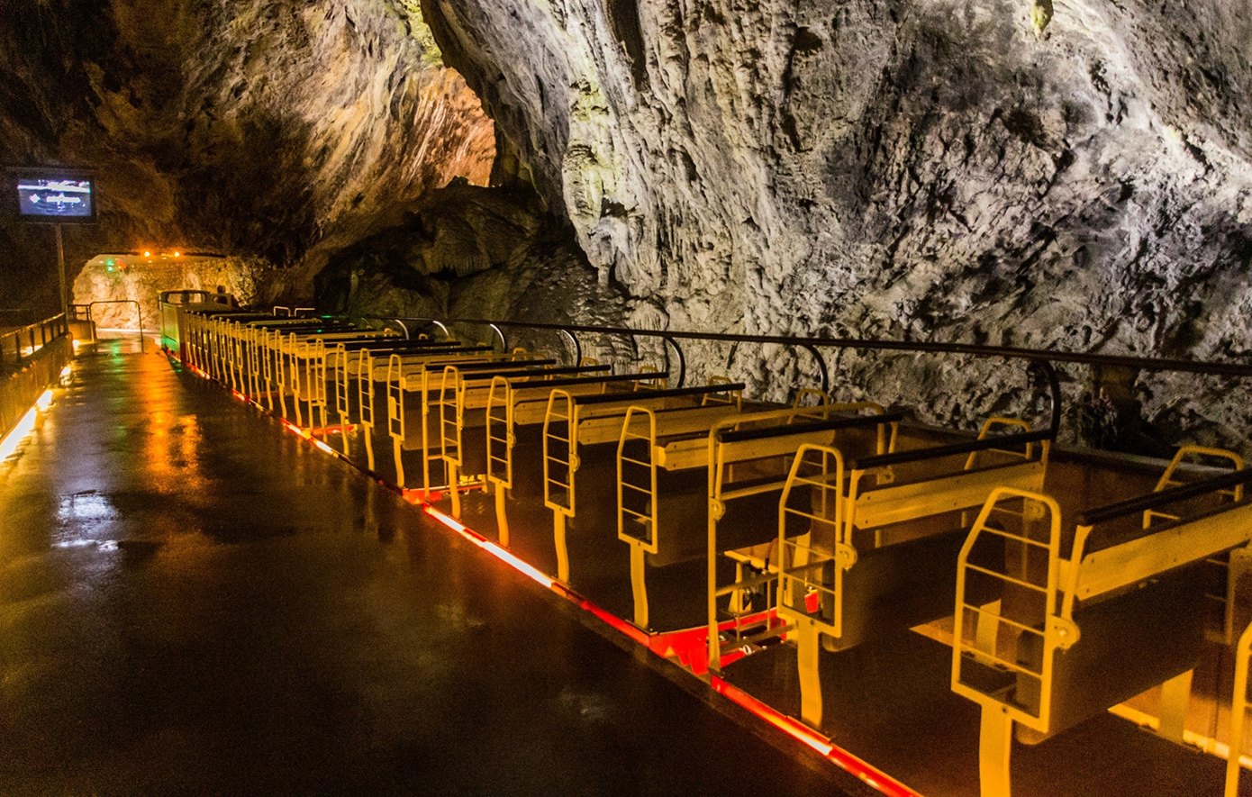 Σπήλαιο Ποστόινα Σλοβενία
