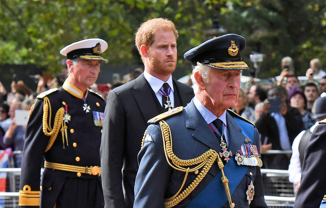 Πρίγκιπας Χάρι: Επιστρέφει πάλι στο Λονδίνο – Γιατί δεν θα δει ούτε αυτή την φορά τον πατέρα του