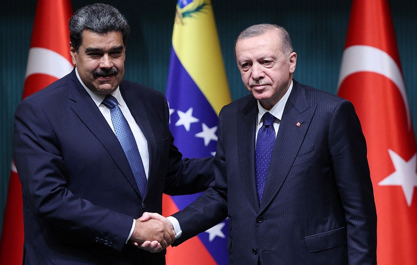 Το αλα καρτ Διεθνές Δίκαιο για τον Ταγίπ Ερντογάν