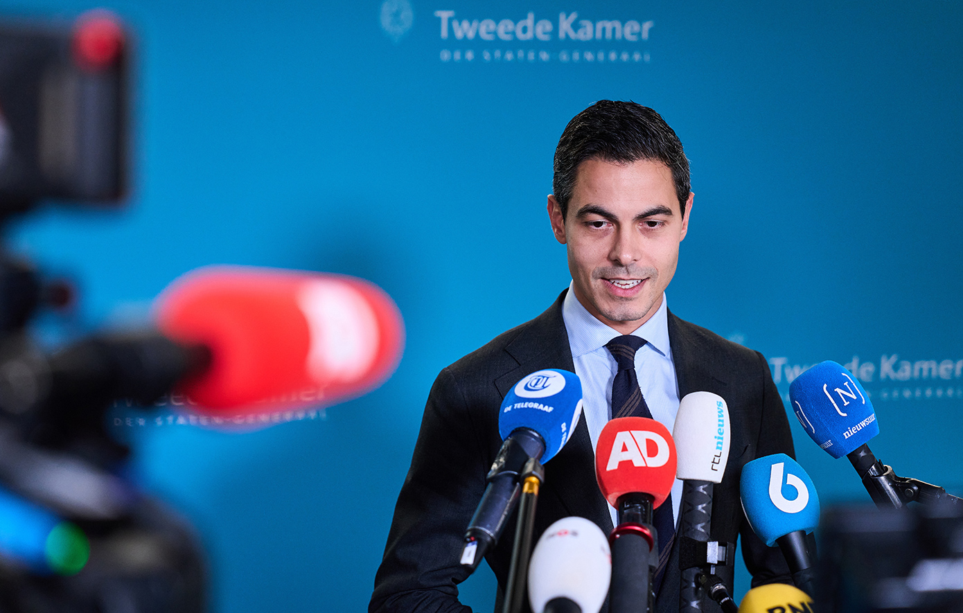 Έτοιμος να σχηματίσει κυβέρνηση συνασπισμού δηλώνει ο Ολλανδός Ρομπ Γέτεν, μία εβδομάδα πριν τη λήξη της προθεσμίας