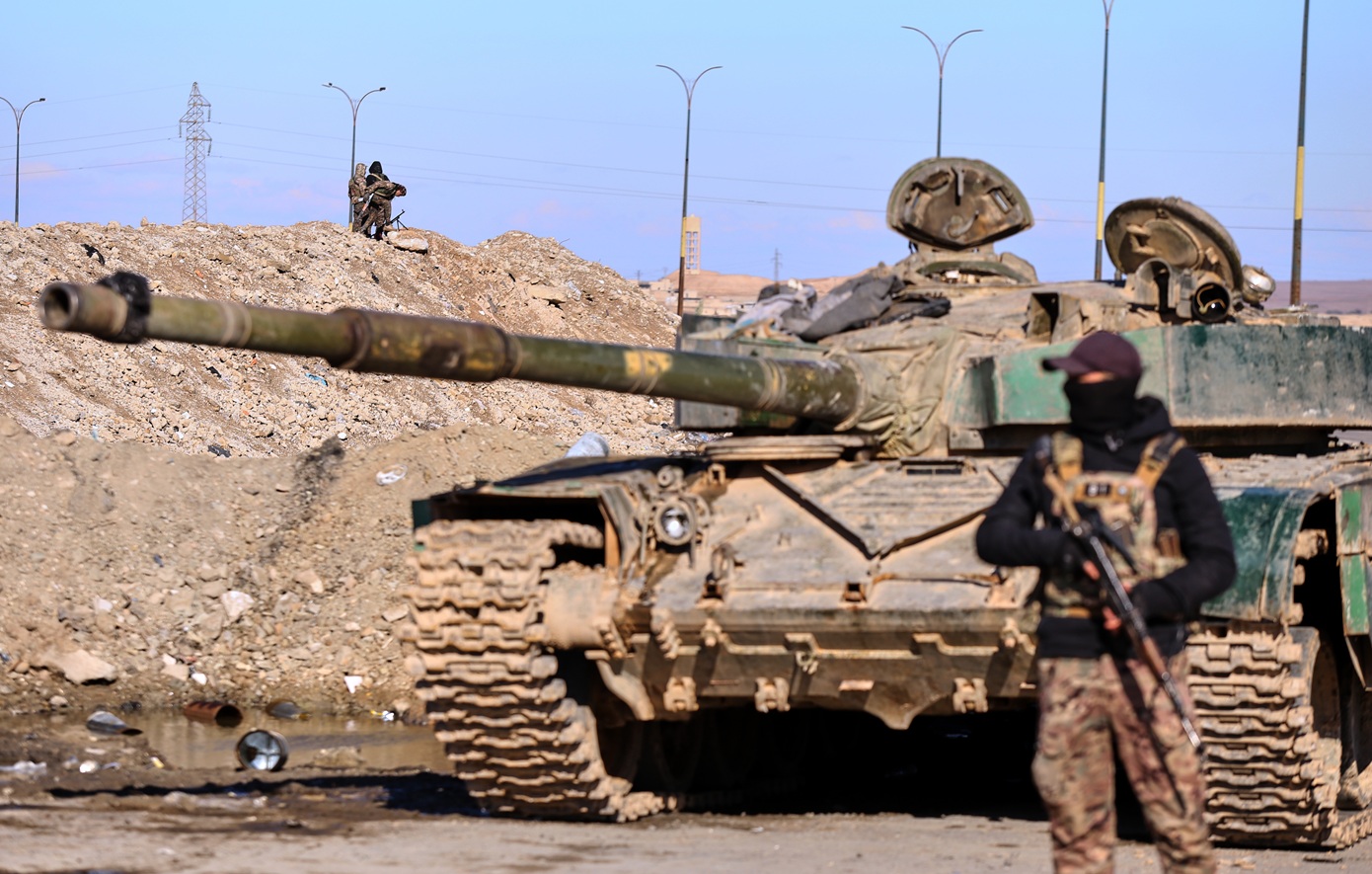 Συρία: Οι Κούρδοι καταγγέλλουν επίθεση των δυνάμεων του Αλ Σαράα σε φυλακές που κρατούνται μέλη του ISIS