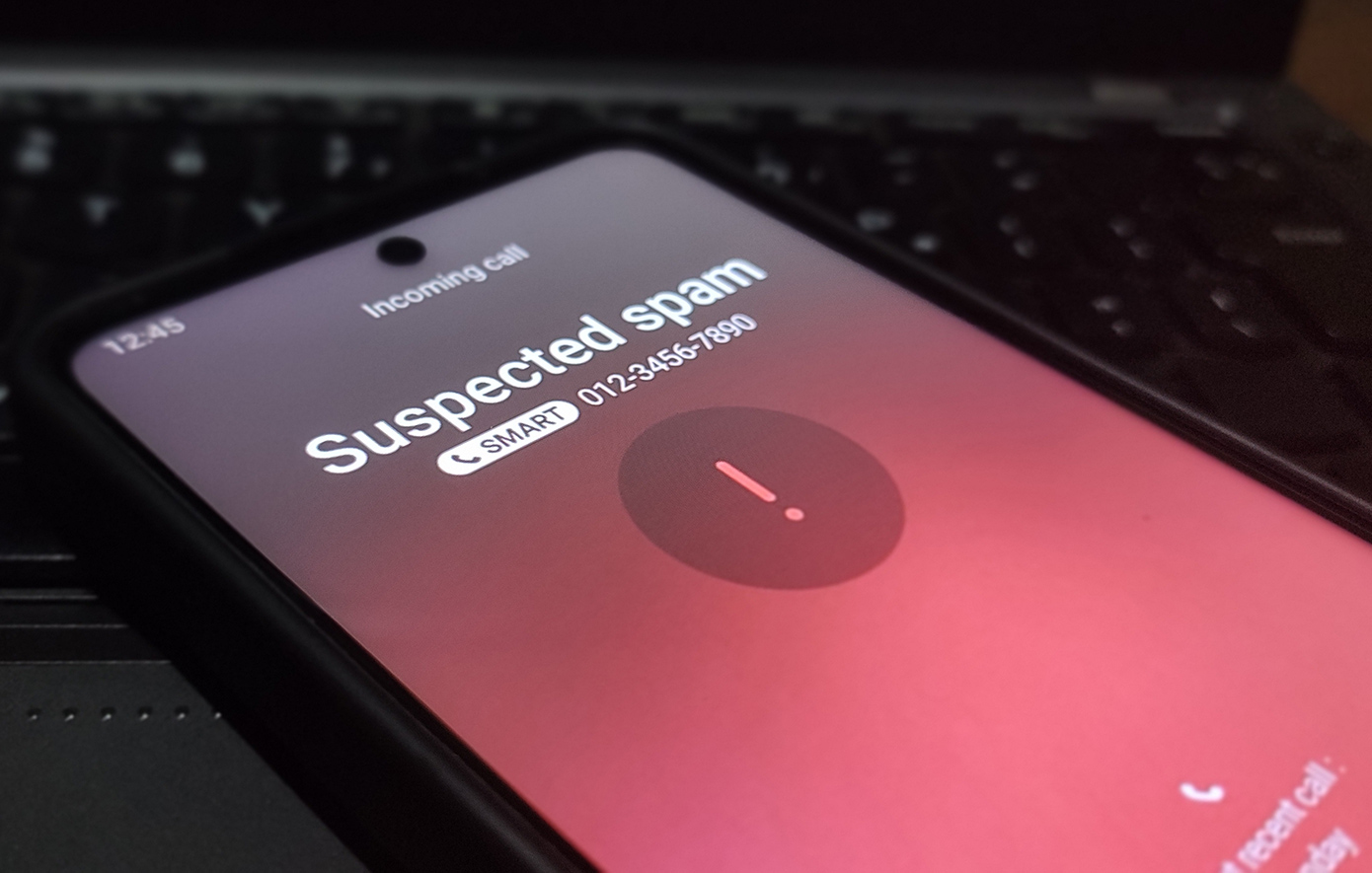 Με αμάξι «χάκερ» υπέκλεπταν τραπεζικά δεδομένα από κινητά στην Αττική &#8211; Είχαν server στο πορτ-μπαγκάζ