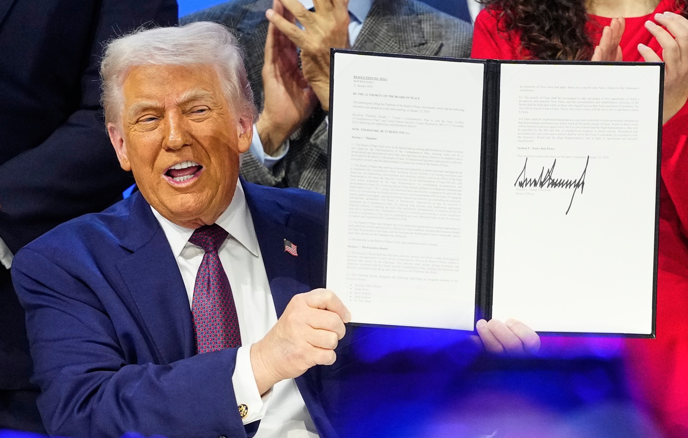 «Συμβούλιο Ειρήνης» με μέλη τους κόλακες του Τραμπ: Ποιες χώρες δέχτηκαν &#8211; Ποιες εξουσίες θα έχει ο Αμερικανός πρόεδρος