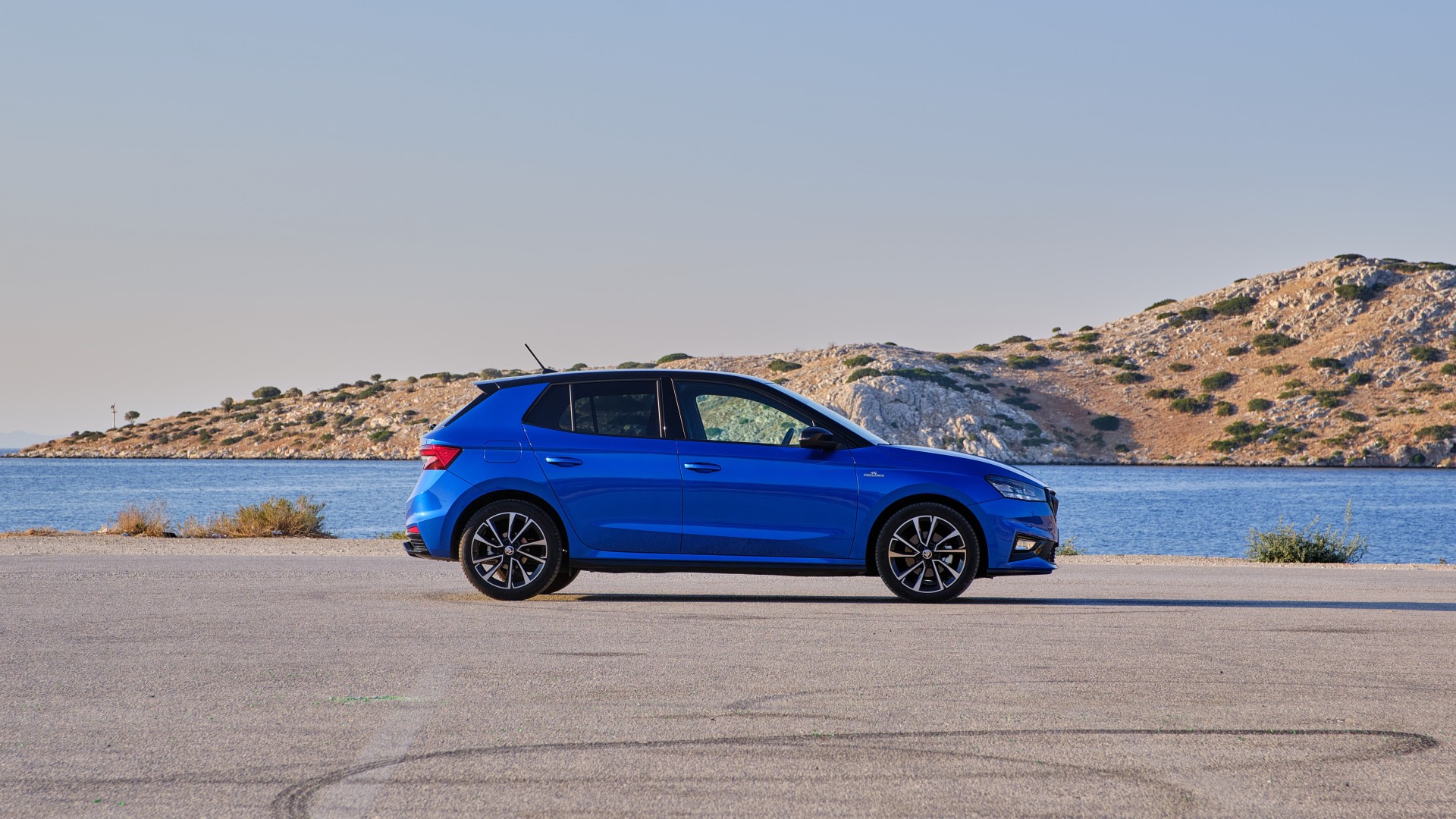 Skoda: Η νέα χρονιά ξεκινά με το Fabia και τον Μίλτο Τεντόγλου