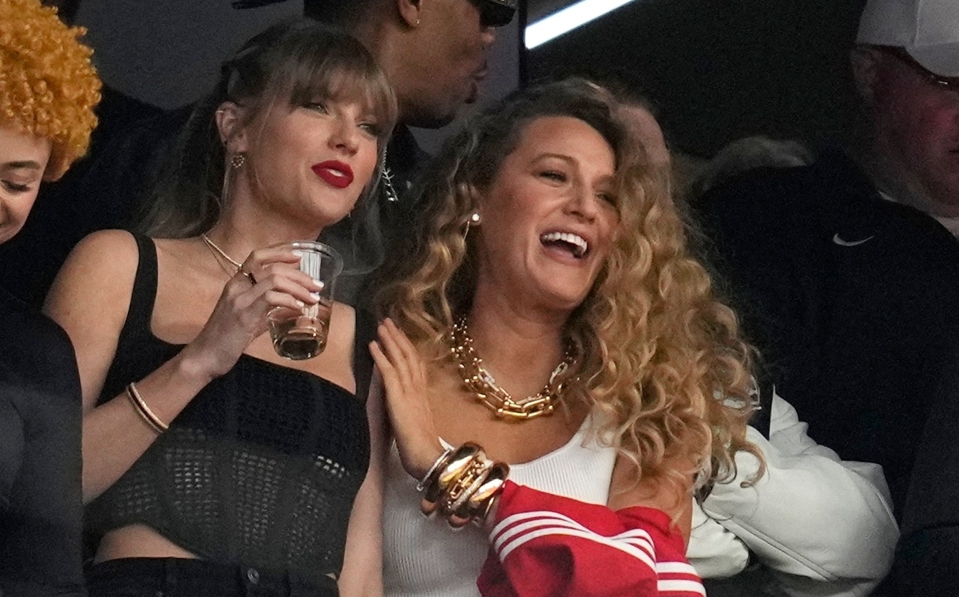 Αποσφραγισμένα μηνύματα δείχνουν «ρήγμα» στη φιλία Τέιλορ Σουίφτ– Μπλέικ Λάιβλι εν μέσω της νομικής διαμάχης