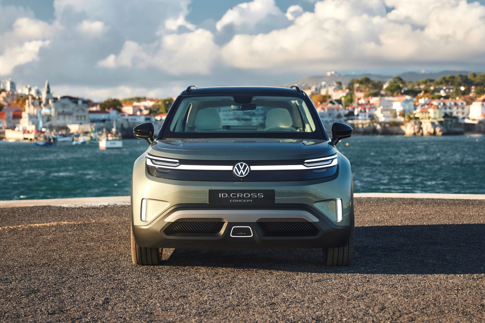 Volkswagen: Πρώτη στα αμιγώς ηλεκτρικά οχήματα στην Ευρώπη Volkswagen: Πρώτη στα αμιγώς ηλεκτρικά οχήματα στην Ευρώπη