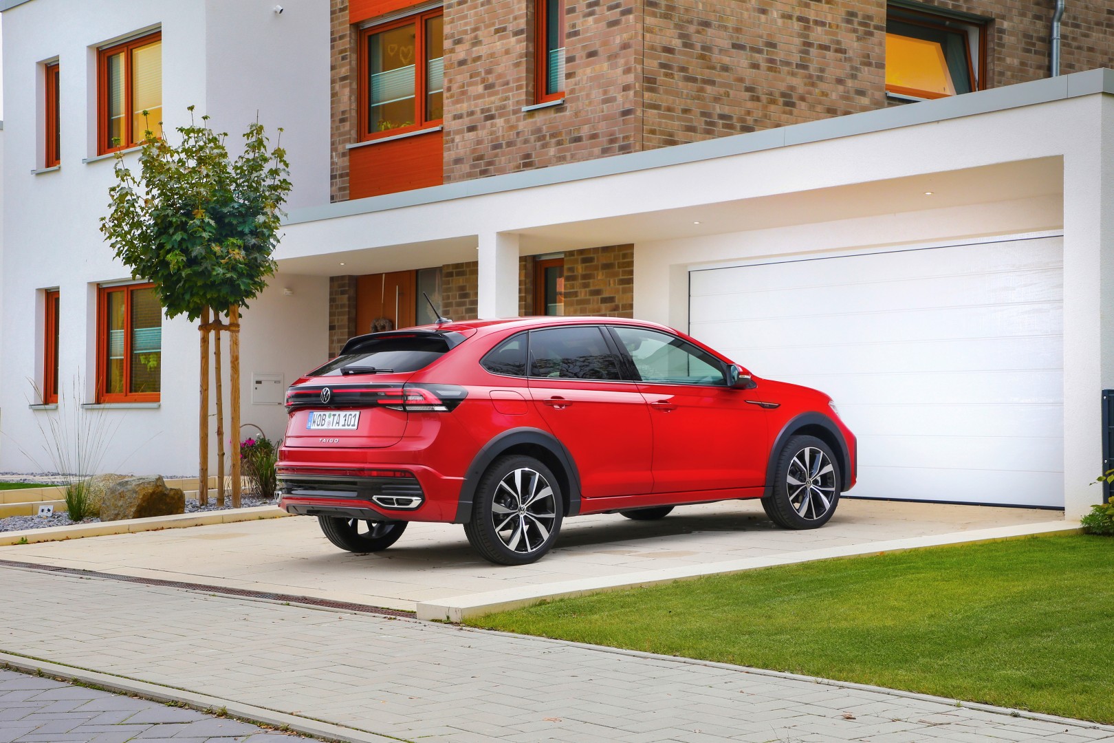 Volkswagen Taigo και T-Cross: Όλοι οι καλοί χωράνε εντός πόλης