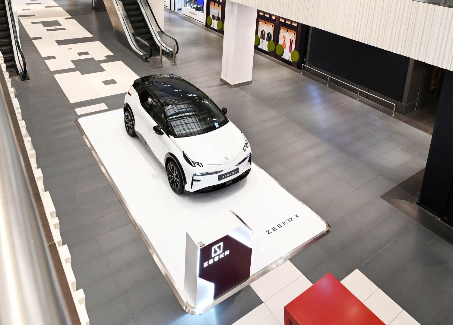 Το νέο Zeekr X στο Mediterranean Cosmos της Θεσσαλονίκης