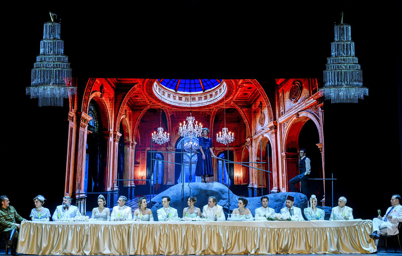 Παράταση παραστάσεων για την «Αλεξάνδρεια» του Φωκά Ευαγγελινού στο Θέατρο Παλλάς