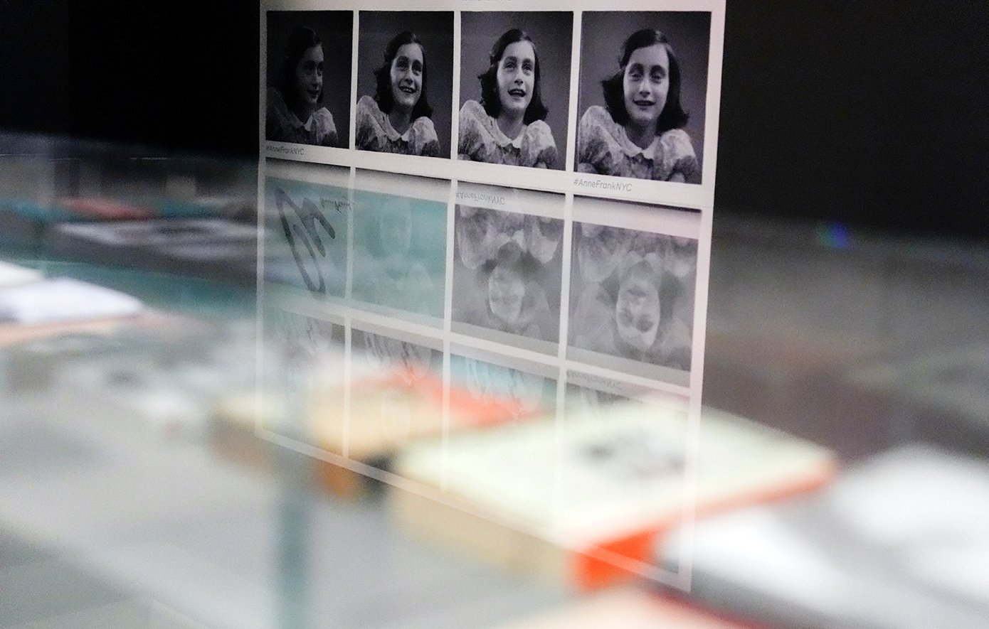 Πέθανε στα 96 η Εύα Σλος, ετεροθαλής αδερφή της Άννας Φρανκ