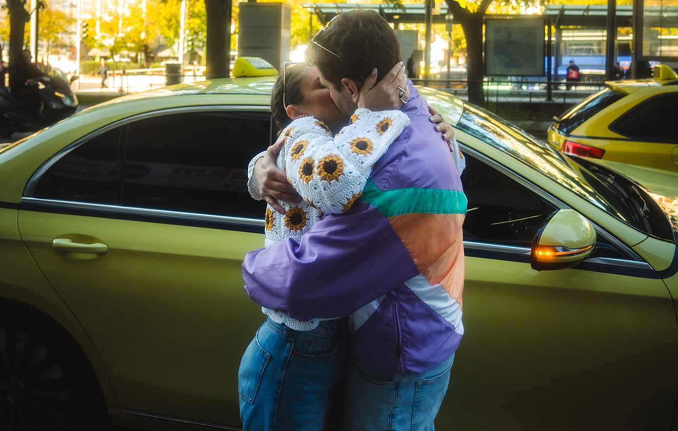 Αυτή η «Αστερόσκονη» δεν απευθύνεται σε λίγους: Αφορά όλους όσοι έχουν αγαπήσει κι ετοιμάζονται να το ξανακάνουν