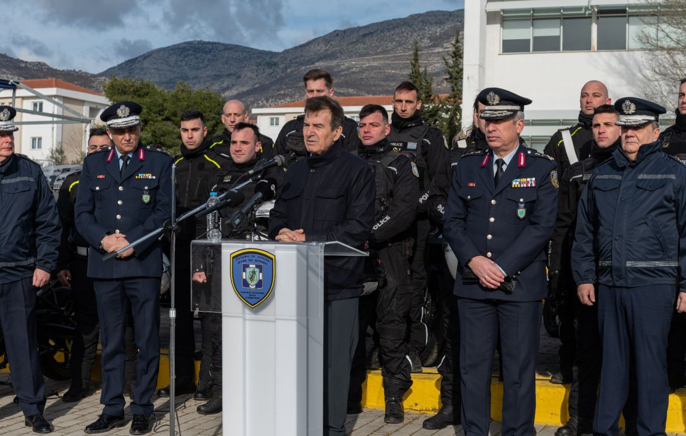 Ενισχύεται η ΕΛ.ΑΣ. με 431 νέες μοτοσικλέτες &#8211; «Δέσμευσή μας ότι θα είμαστε πάντα δίπλα στους πολίτες», είπε ο Χρυσοχοΐδης