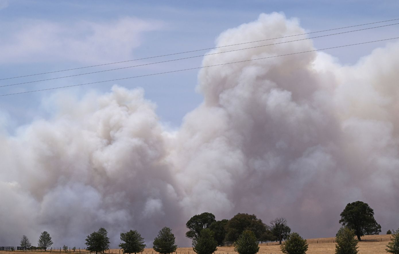 Σφοδρές βροχοπτώσεις στη βορειοανατολική Αυστραλία από το πέρασμα τροπικού κυκλώνα &#8211; Μαίνονται στα νοτιοανατολικά οι μεγάλες πυρκαγιές