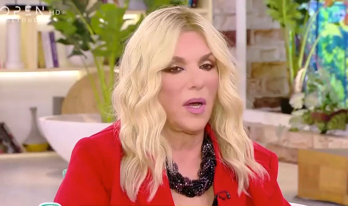 Δάφνη Μπόκοτα: «Ξαφνικά μου ανακοίνωσαν ότι θα παρουσιάσει μια άλλη κοπέλα την Eurovision»