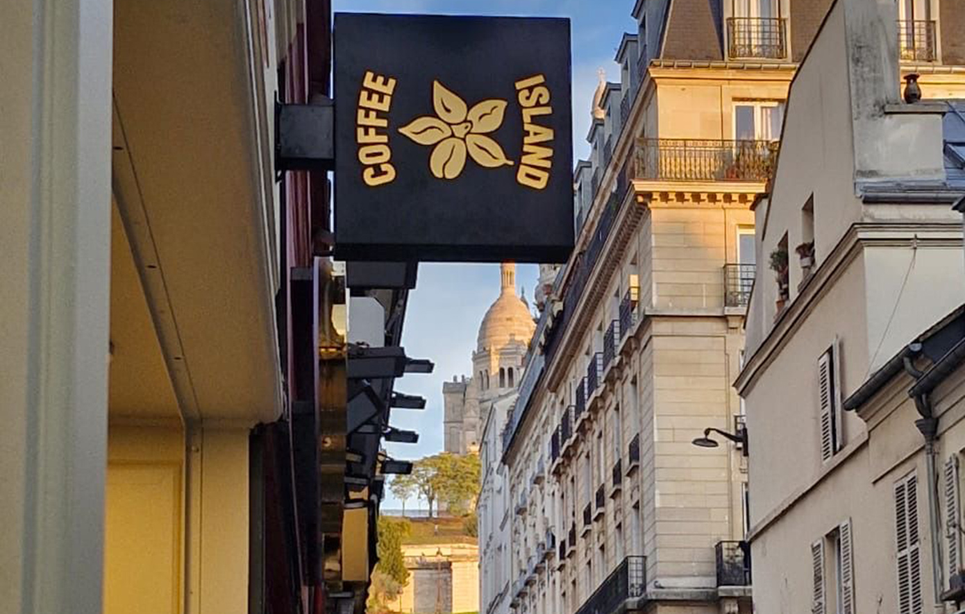 Coffee Island: Μπαίνει στην αγορά της Γαλλίας με κατάστημα στην Μονμάρτη