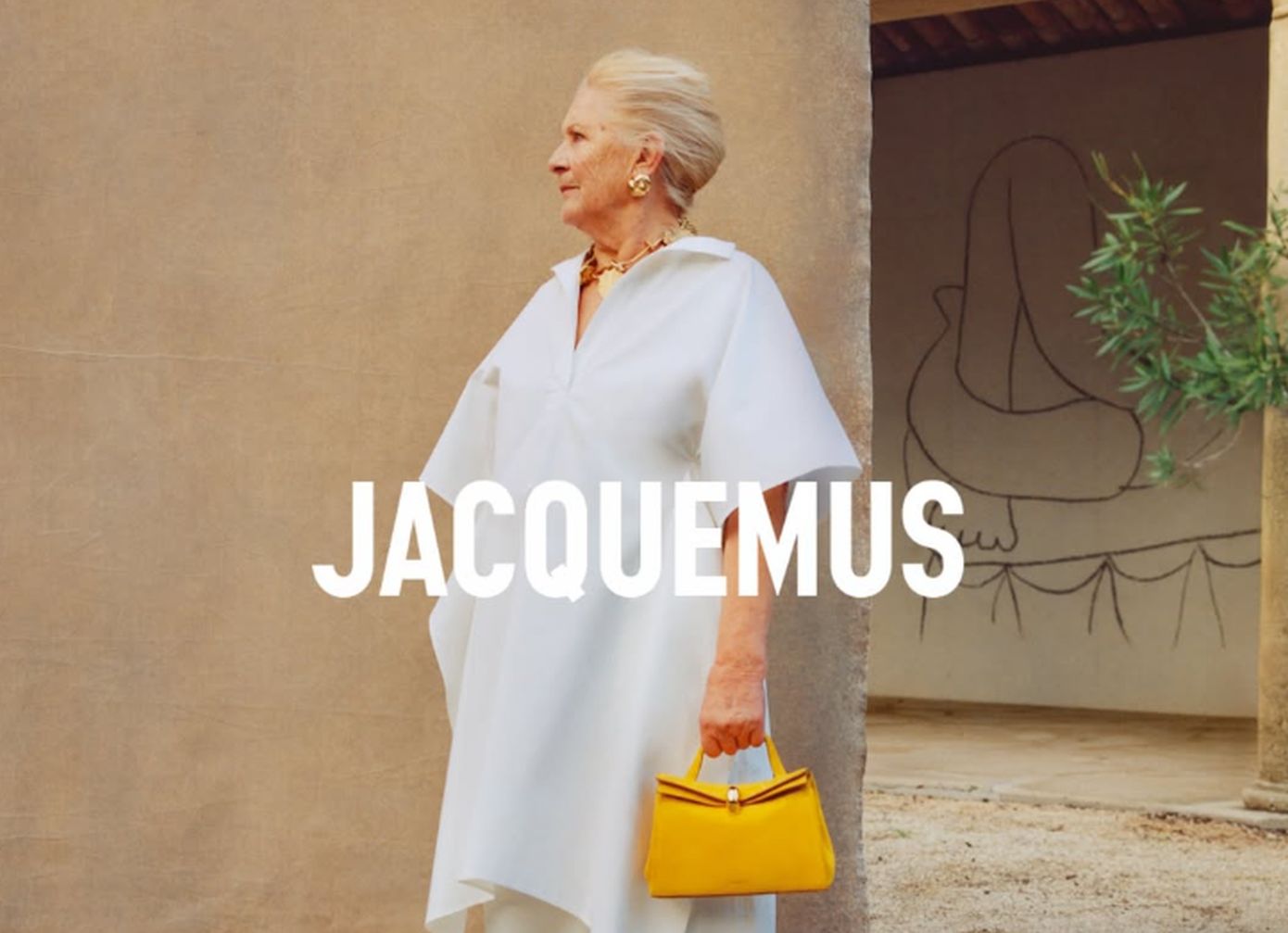 Ο Jacquemus ανακοίνωσε πως η πρώτη ambassador του οίκου είναι η γιαγιά του γιατί «Πριν απ’ όλα, υπήρχε εκείνη»