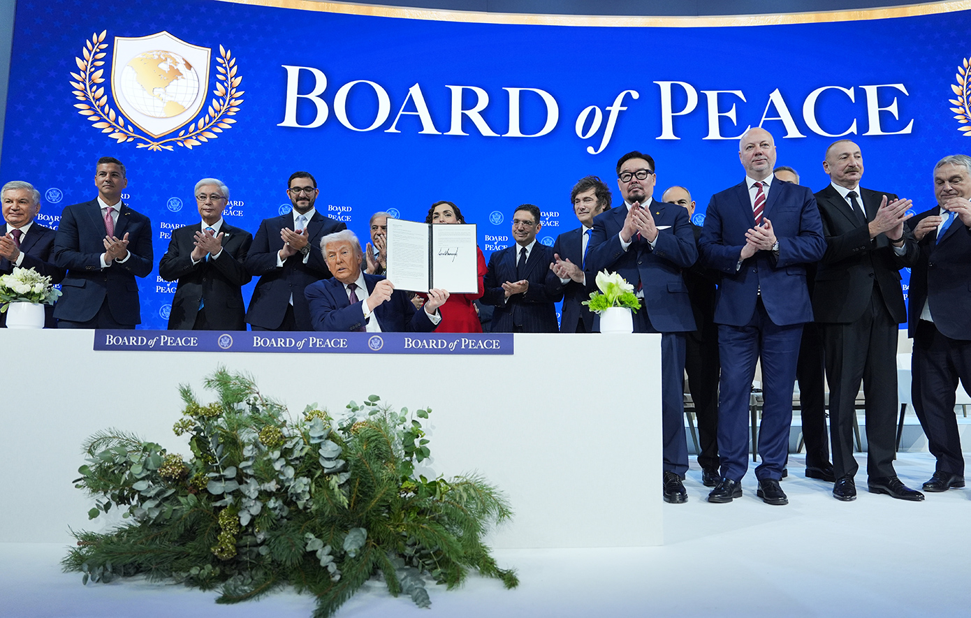 Έπεσαν οι υπογραφές για το «Συμβούλιο Ειρήνης» του Τραμπ, δείτε live – «Όλοι θέλουν να γίνουν μέλη του» Έπεσαν οι υπογραφές για το «Συμβούλιο Ειρήνης» του Τραμπ, δείτε live – «Όλοι θέλουν να γίνουν μέλη του»