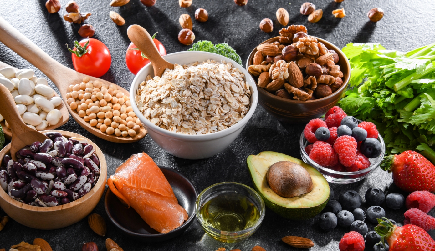 7 τροφές με υψηλή πρωτεΐνη που θα σας βοηθήσουν να ρίξετε τη χοληστερίνη