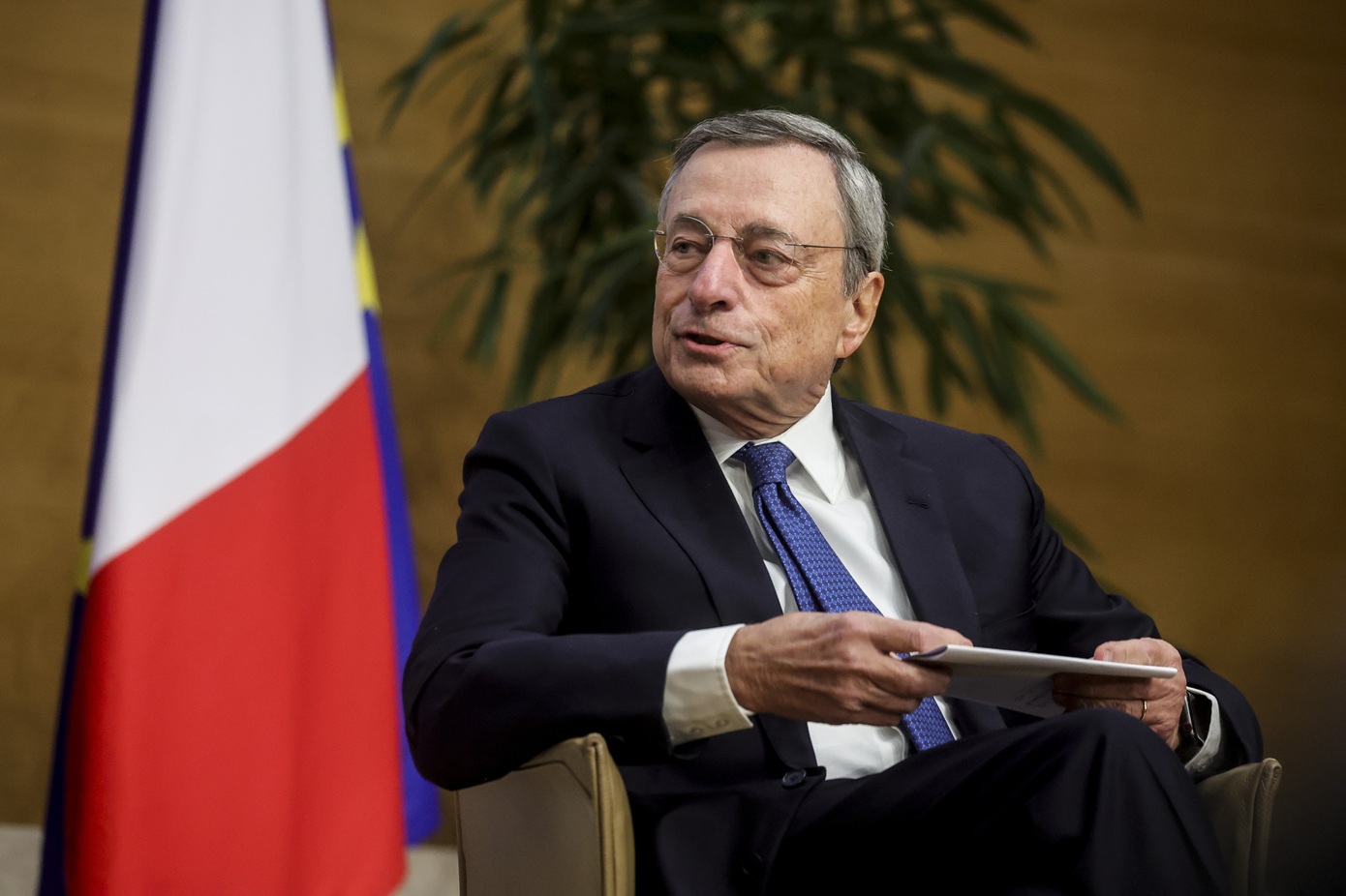 Οι Ιταλοί προτείνουν Μάριο Ντράγκι: «Θα ήταν κατάλληλος, ως ειδικός απεσταλμένος της ΕΕ για την Ουκρανία»