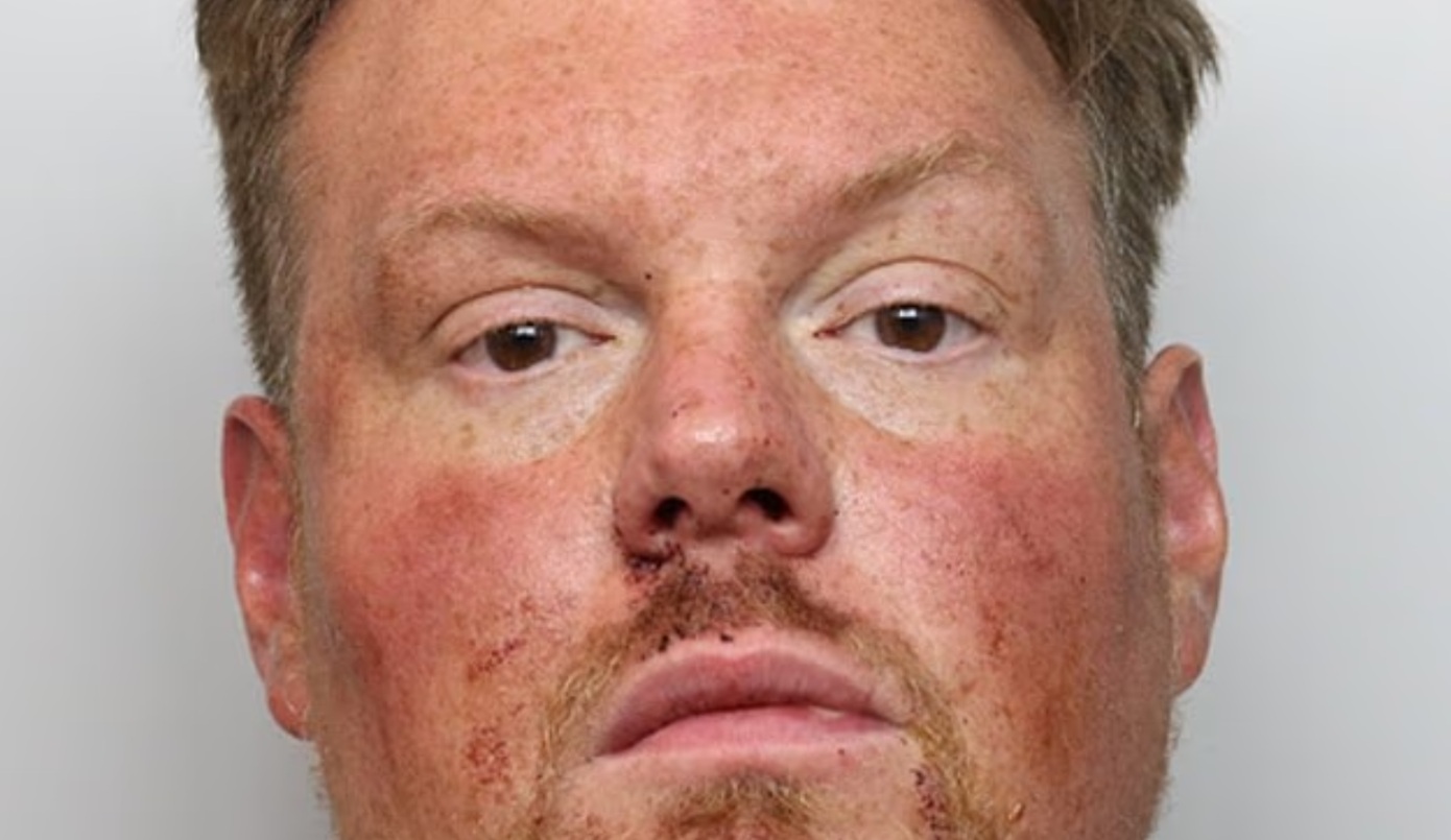 Στραγγάλισε τη σύζυγό του ενώ τα παιδιά τους κοιμούνταν – Τη σκότωσε όταν του είπε ότι τον εγκαταλείπει λόγω κακοποίησης