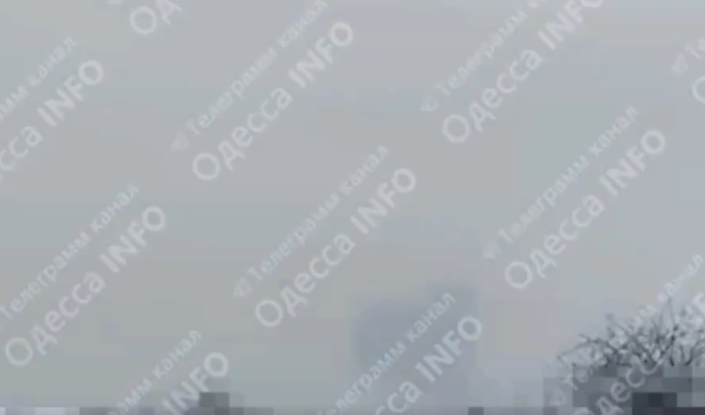 Η Ρωσία έπληξε λιμενικές υποδομές στην Οδησσό με βαλλιστικό πύραυλο, λένε οι Ουκρανοί