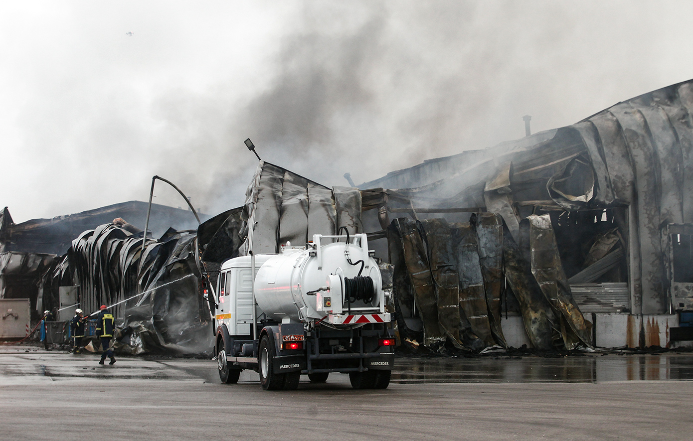 Καταστράφηκε το εργοστάσιο της Βιολάντα στα Τρίκαλα