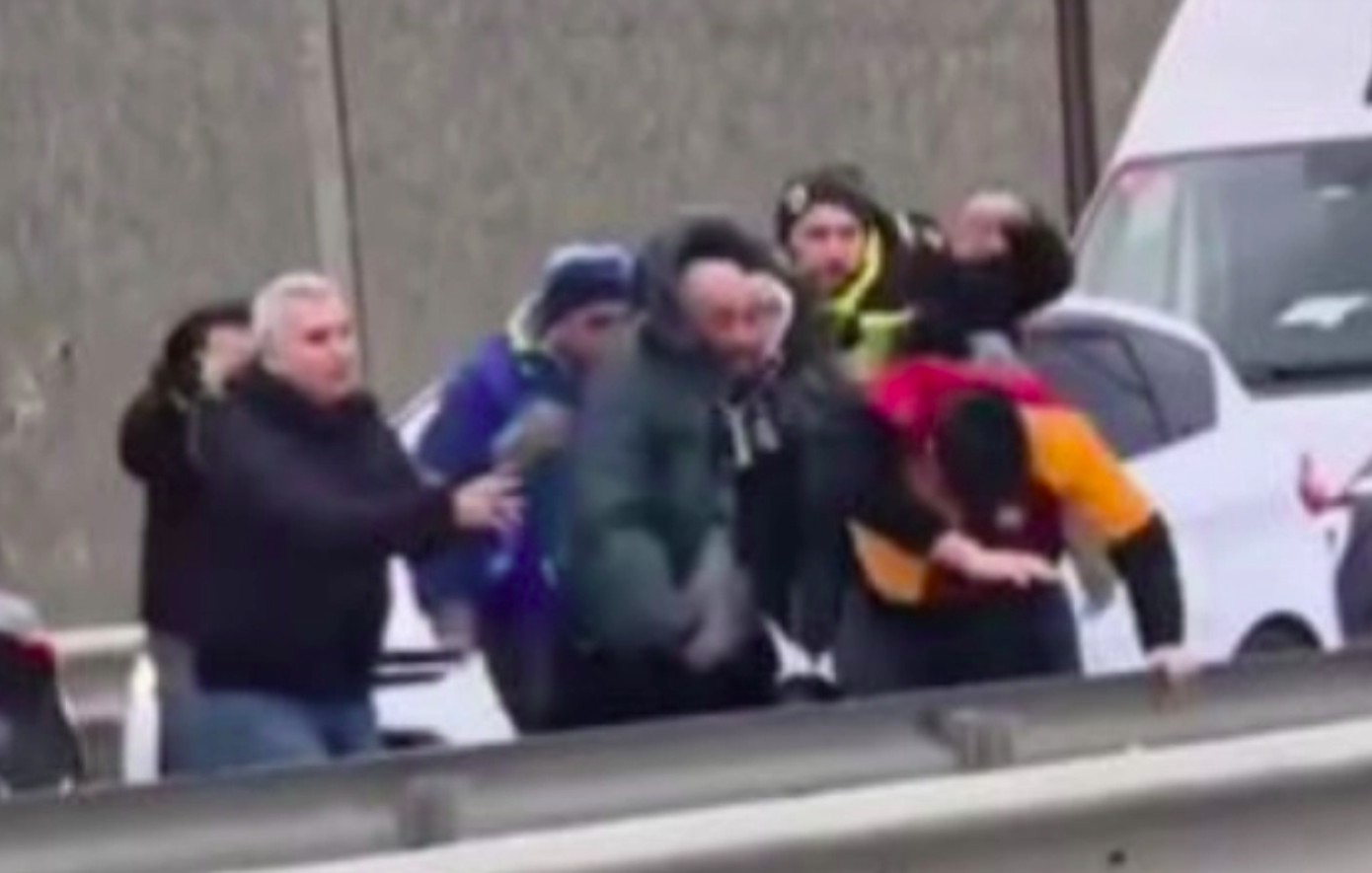 Τουρκία: Οπαδοί της Φενέρμπαχτσε ξυλοκόπησαν φίλο της Γαλατασαράι σε δρόμο της Κωνσταντινούπολης