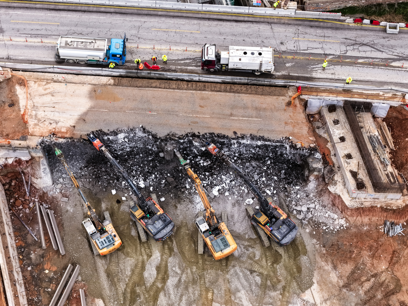 Ξεκίνησε η κατεδάφιση της γέφυρας Πανοράματος στην Περιφερειακή Οδό της Θεσσαλονίκης