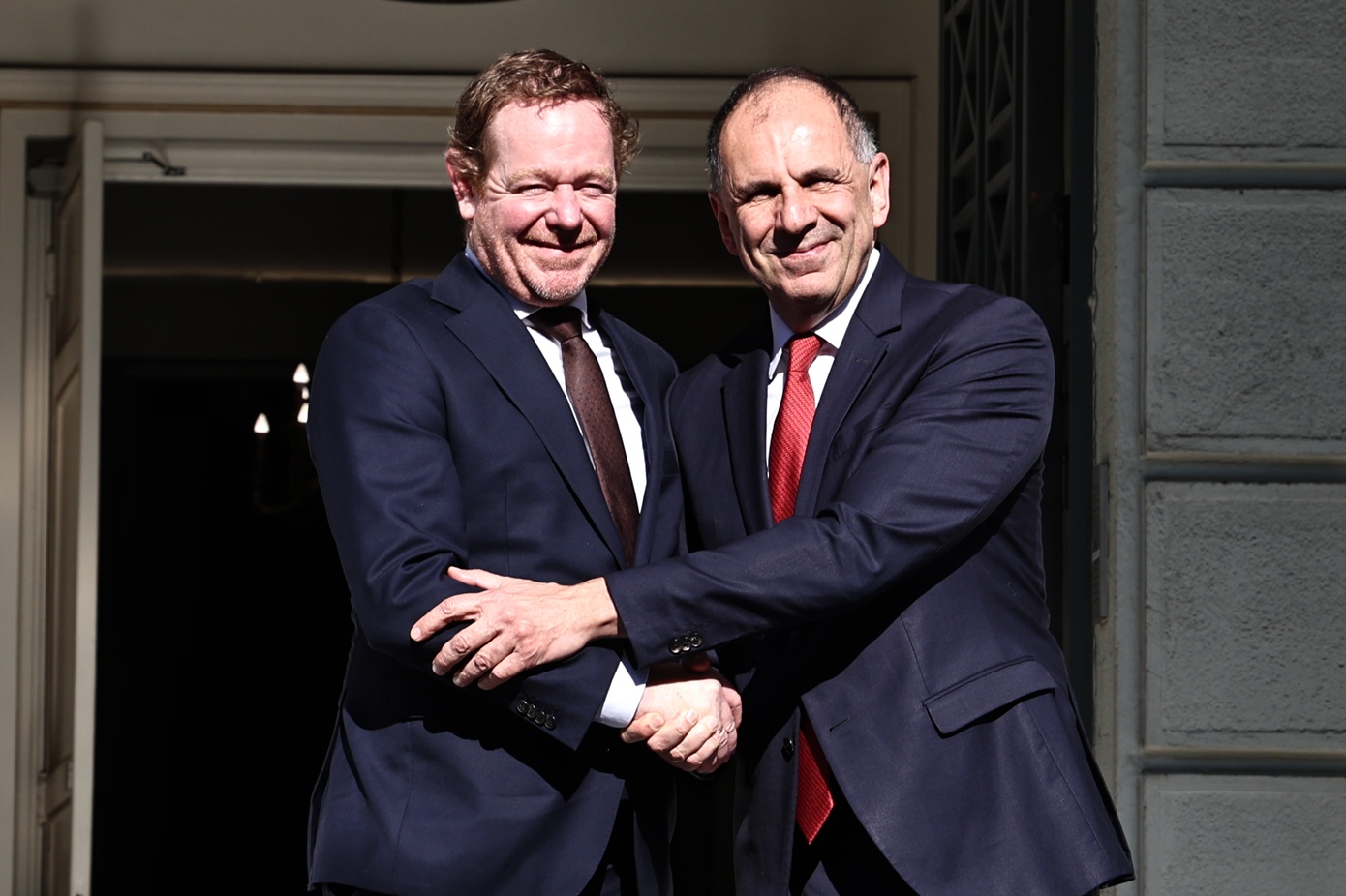 Γεραπετρίτης: Καλούμε το καθεστώς του Ιράν να απέχει από την επιβολή και εκτέλεση ποινών κατά διαδηλωτών