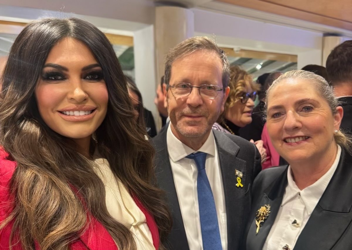 Η Κίμπερλι Γκίλφοϊλ στο Οικονομικό Φόρουμ του Νταβός – Συναντήθηκε με τον πρόεδρο του Ισραήλ