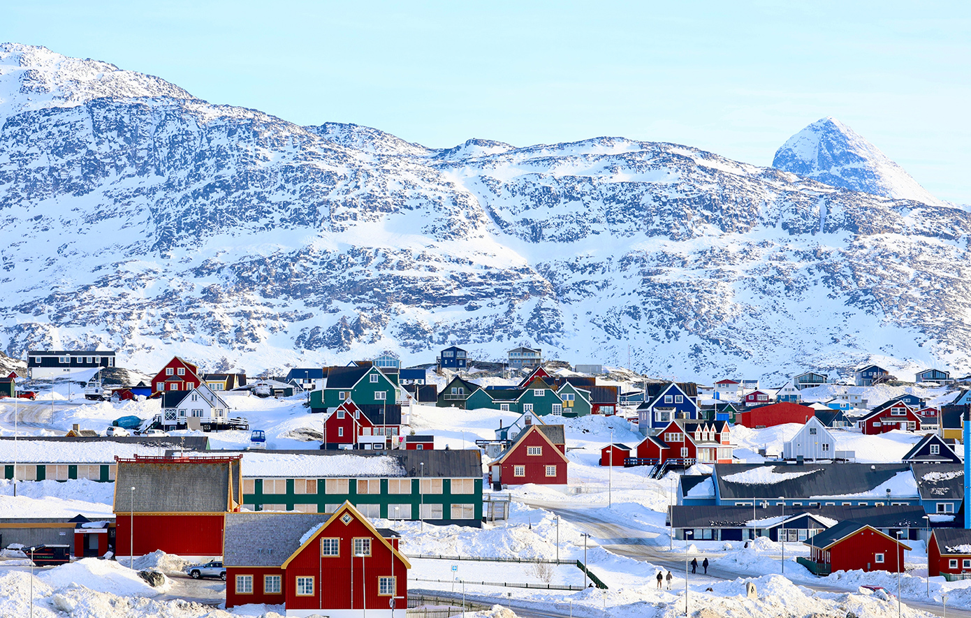 Γροιλανδία: Το Παρίσι ανοίγει προξενείο και «καρφώνει» τις ΗΠΑ – Το παρασκήνιο της κίνησης Μακρόν