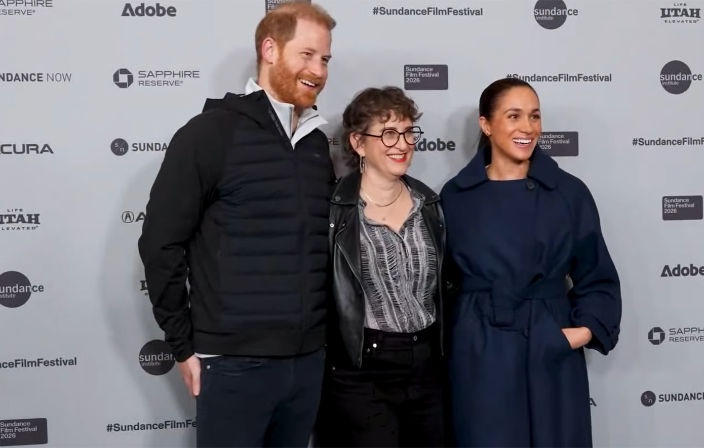Ο πρίγκιπας Χάρι και η Μέγκαν στην παγκόσμια πρεμιέρα του ντοκιμαντέρ «Cookie Queens»