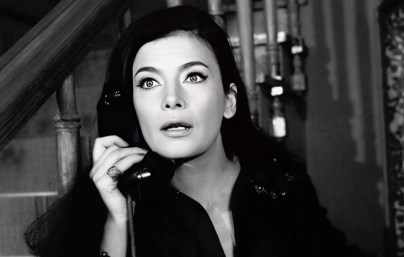 Τζένη Καρέζη: Η αδημοσίευτη φωτογραφία από το 1966 στο αεροδρόμιο του Ελληνικού