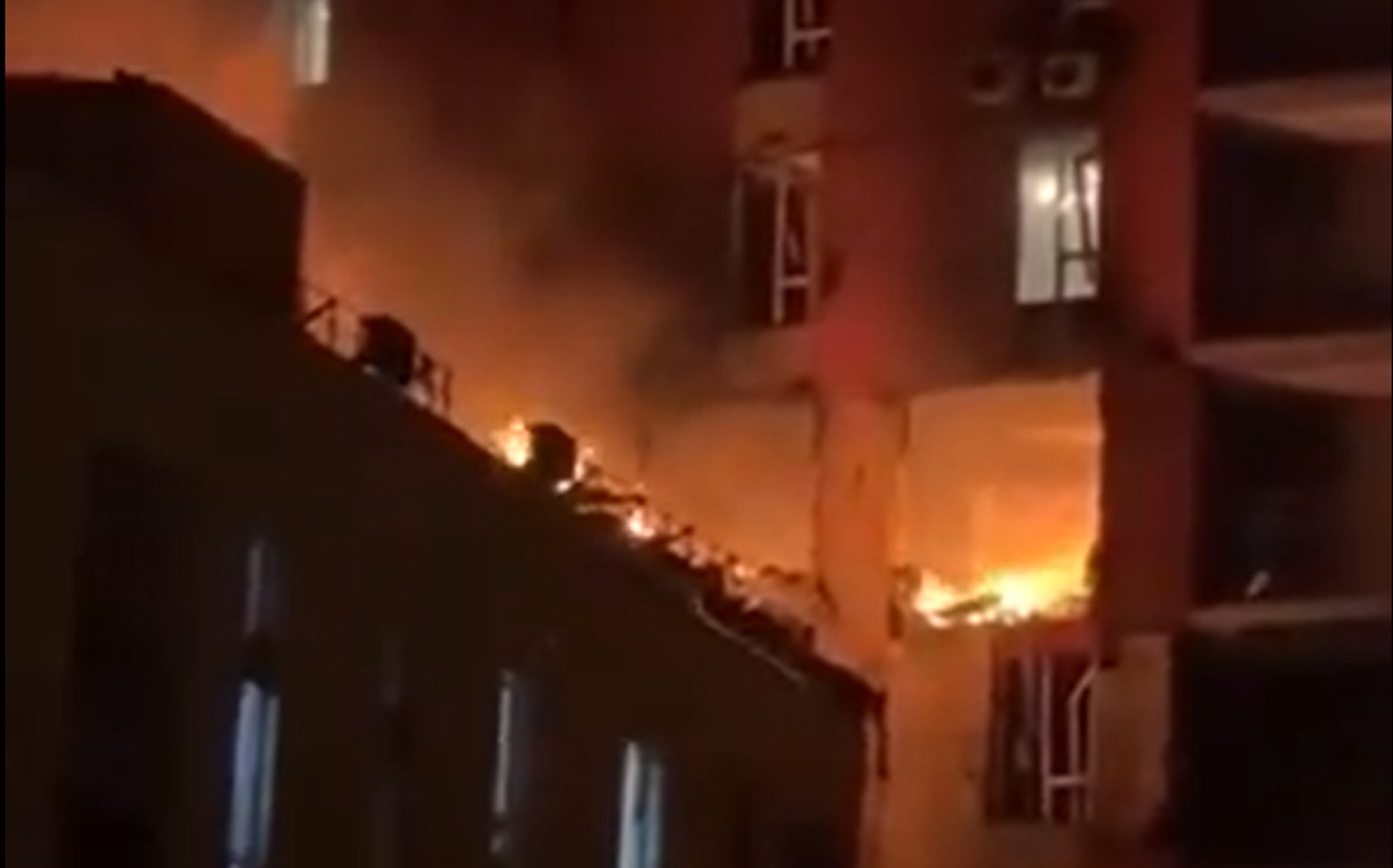 Τουλάχιστον δύο νεκροί από τις ρωσικές αεροπορικές επιδρομές στο Κίεβο – Πέντε τραυματίες