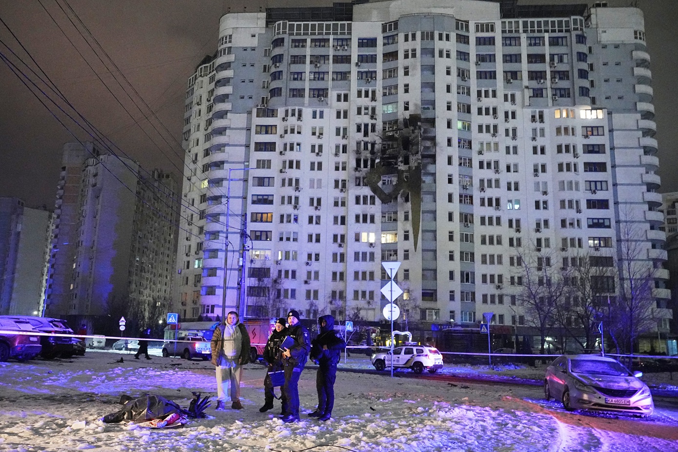 Για τρίτη μέρα 1.000 πολυκατοικίες στο Κίεβο χωρίς θέρμανση και ρεύμα &#8211; Επικρατούν πολικές θερμοκρασίες με -12 β. Κελσίου