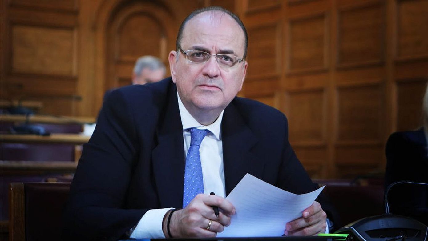 Εξεταστική για ΟΠΕΚΕΠΕ &#8211; Πηγές ΠΑΣΟΚ: Το άσπρο μαύρο κάνει ο εισηγητής της ΝΔ Μακάριος Λαζαρίδης